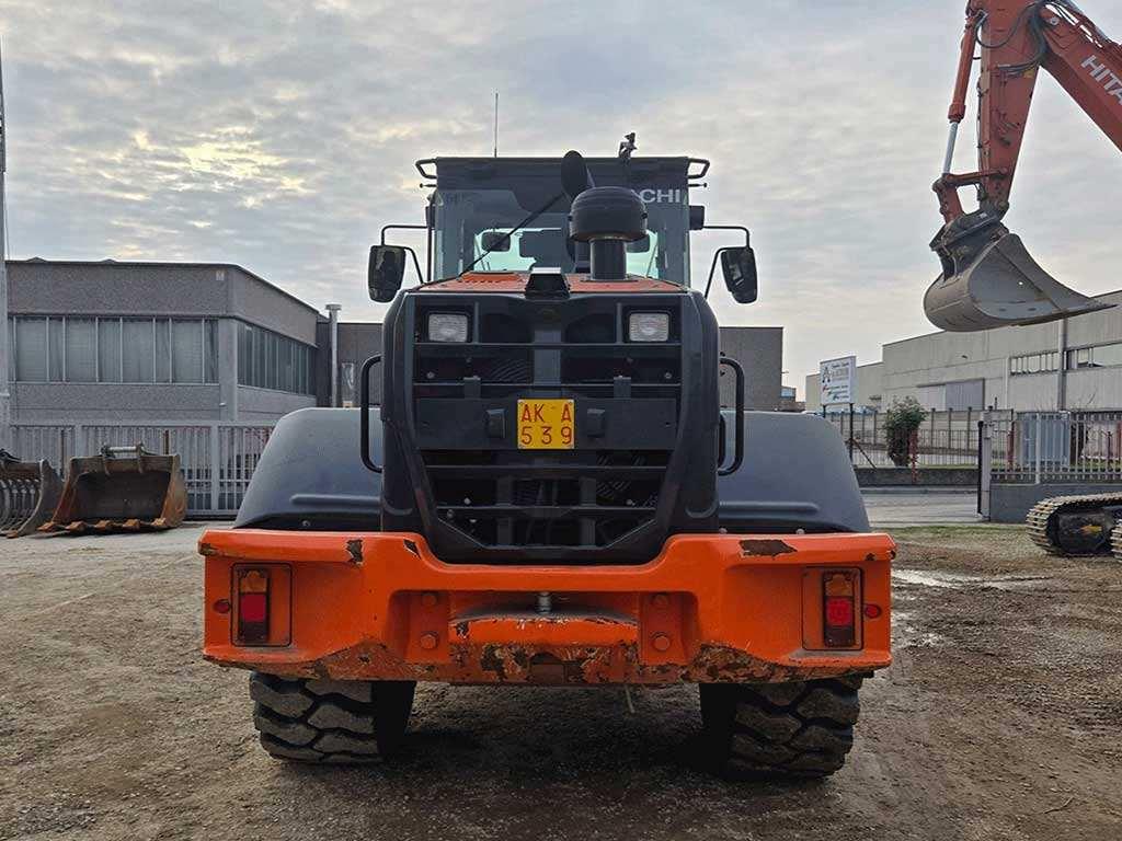Hitachi ZW150-6 Photo 4