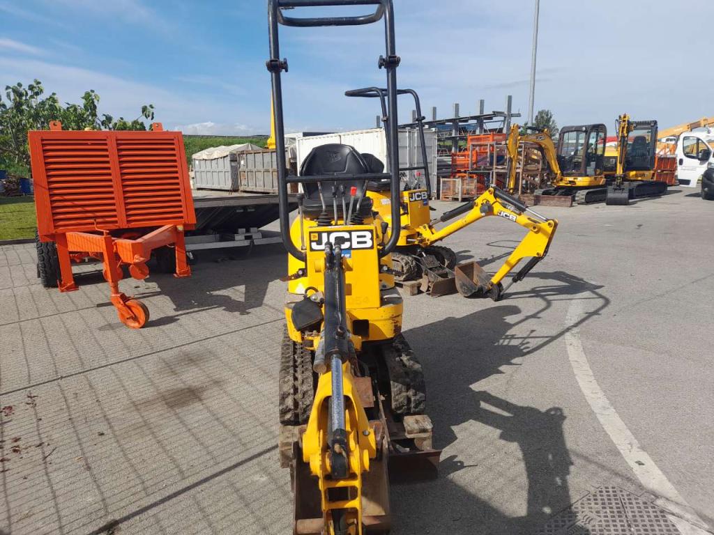 JCB 8008 CTS Photo 12