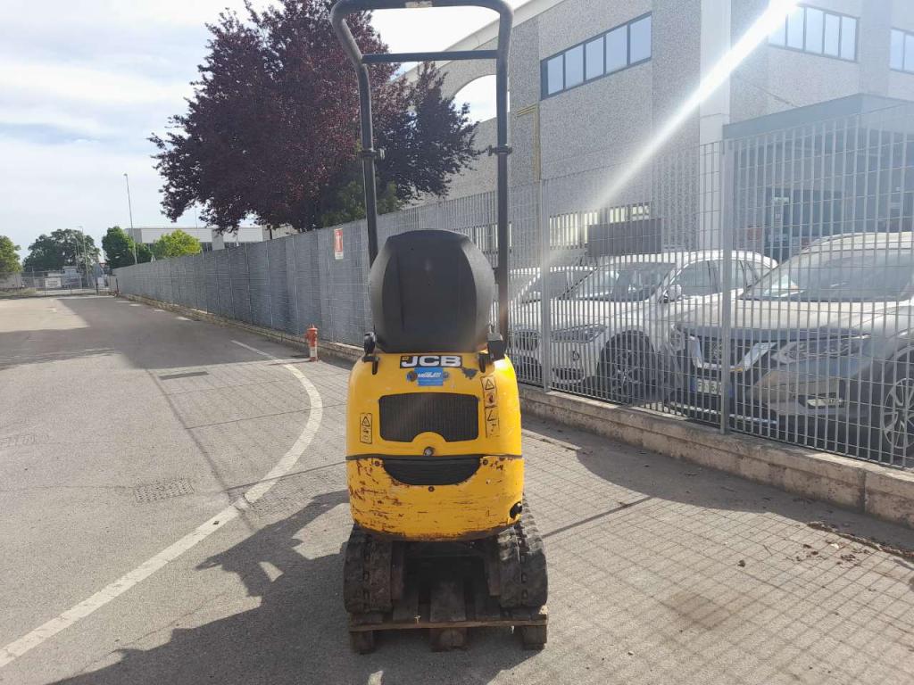 JCB 8008 CTS Photo 13