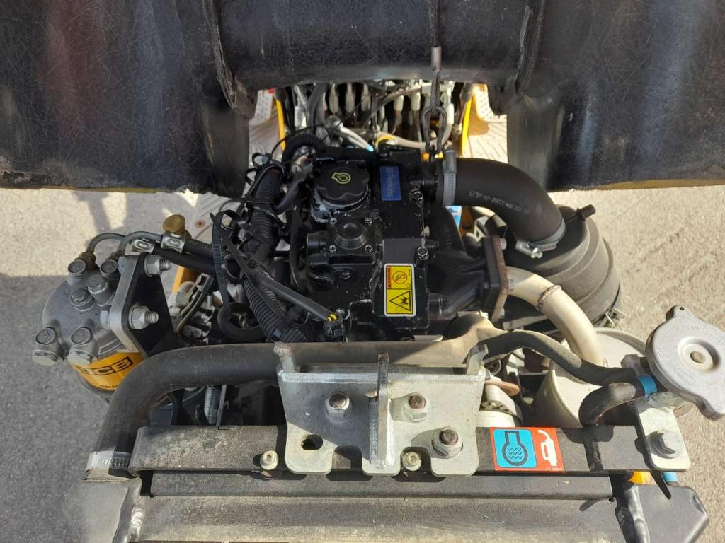 JCB 8008 CTS Photo 7