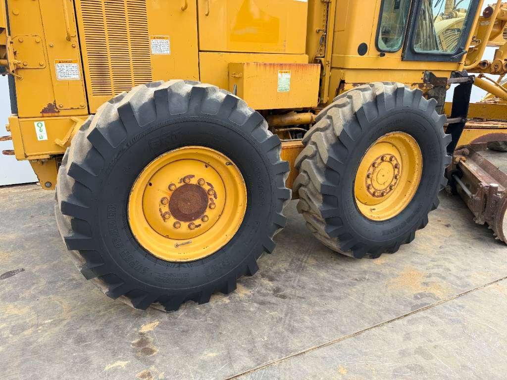 Caterpillar 120H - Front Blade / Scarifier / Top Condition Photo 24