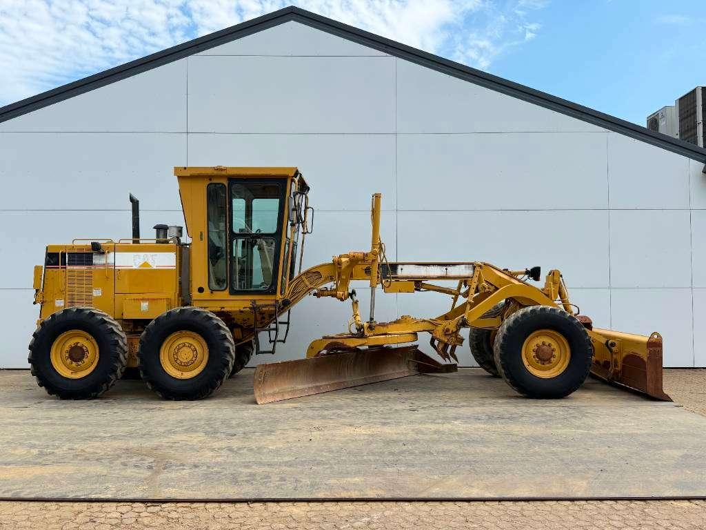 Caterpillar 120H - Front Blade / Scarifier / Top Condition Photo 5