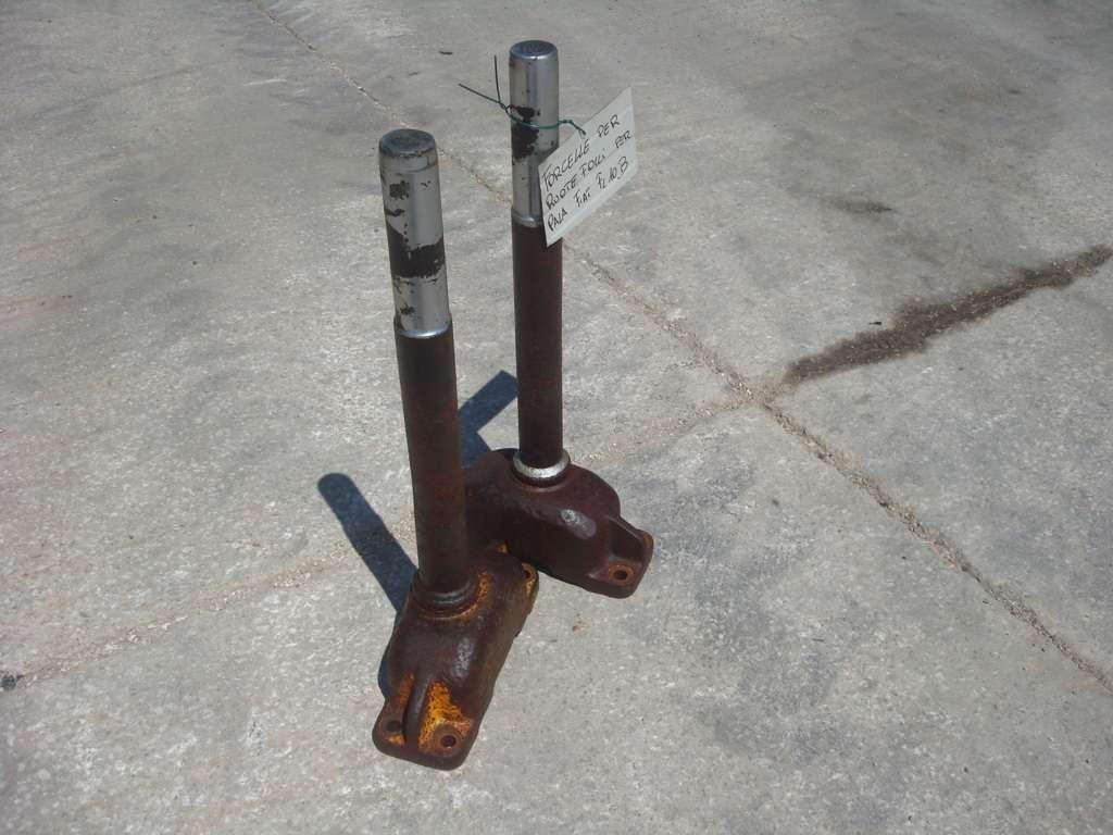 Idler wheel fork for Fiat Allis AD10-FL10B-FL10C (codice 76008544) Photo 6