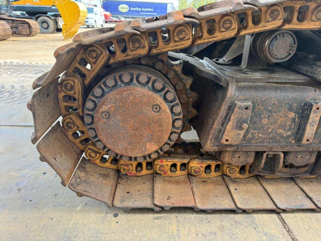 Caterpillar 374FL Photo 14