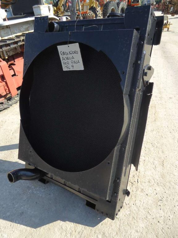 Water radiator for Fiat Allis FL9 Photo 3