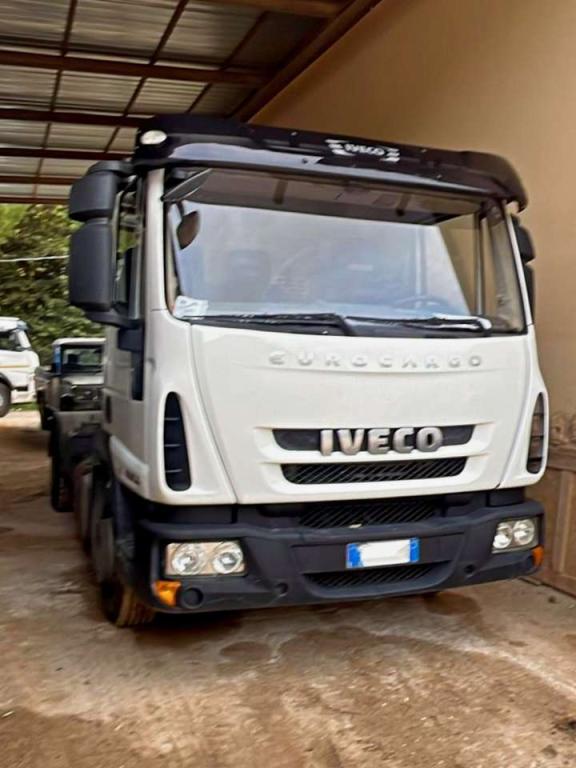 Iveco 120EL22 Photo 1