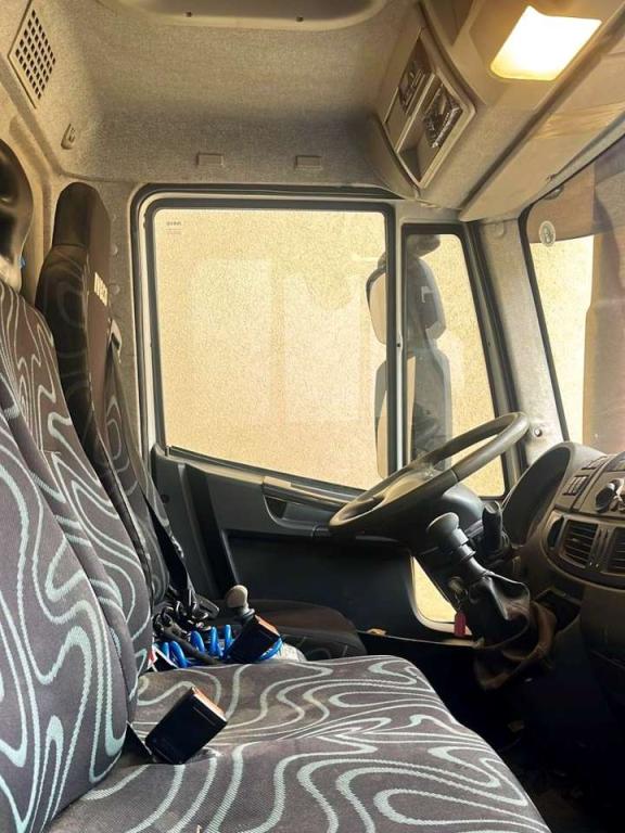 Iveco 120EL22 Photo 5