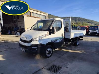 Iveco DAILY 35-150 Photo 1
