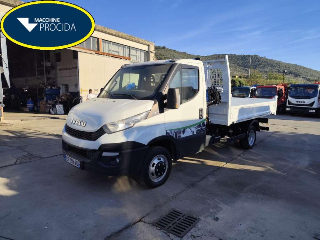 Iveco DAILY 35-150 Photo 1
