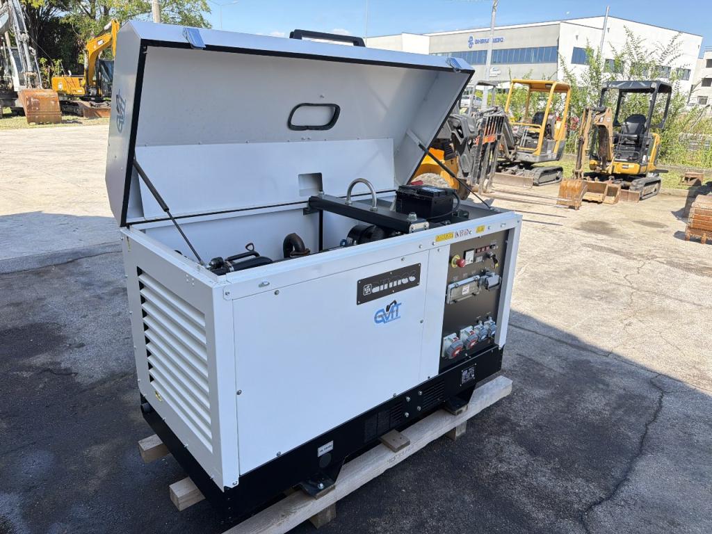 Airmec AGS 33 KVA Photo 2