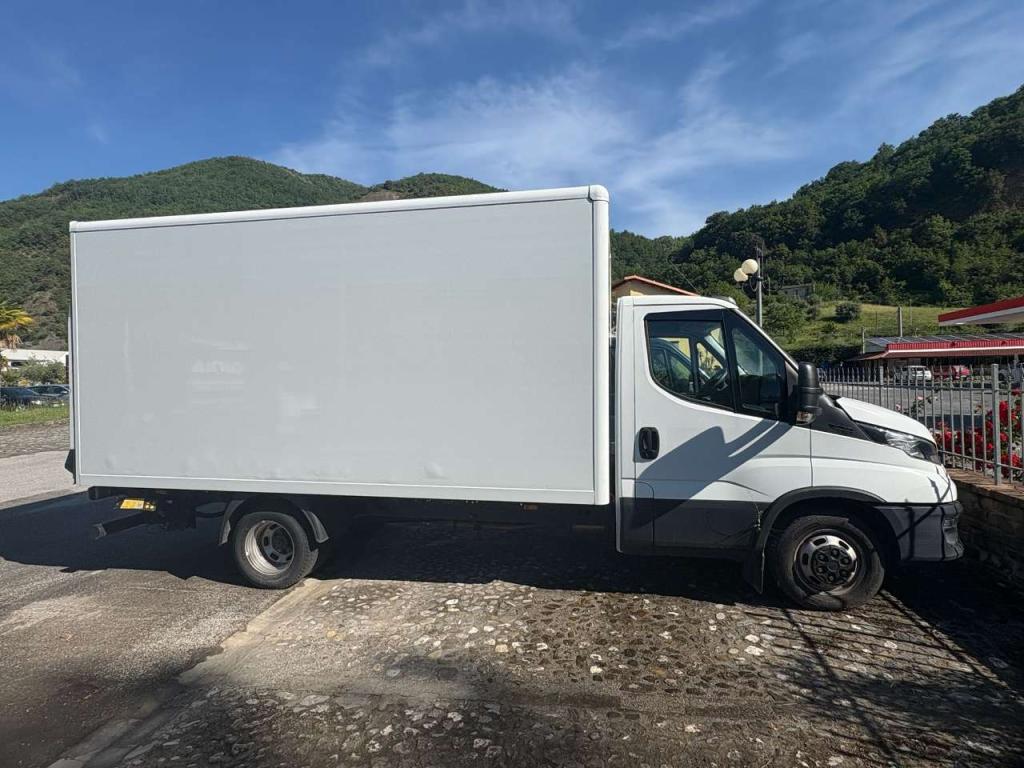 Iveco DAILY 35C156 Photo 6