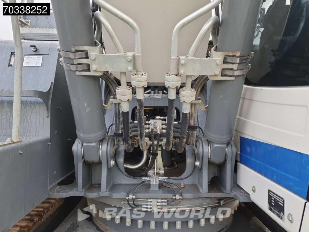 Liebherr R930 LC Photo 11