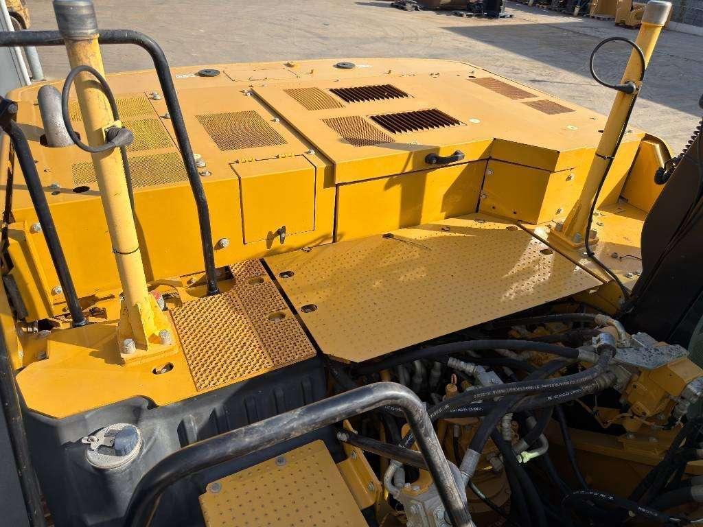 Caterpillar 330 07B Photo 20