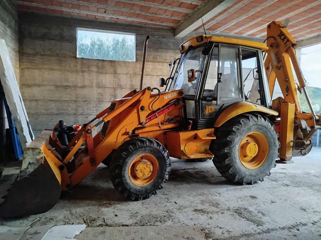 JCB 3CX Photo 1