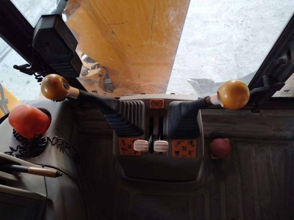 JCB 3CX Photo 6