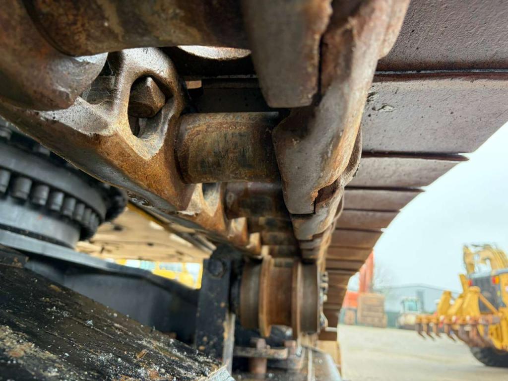 Caterpillar 352F Photo 13