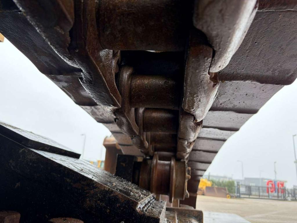 Caterpillar 352F Photo 17