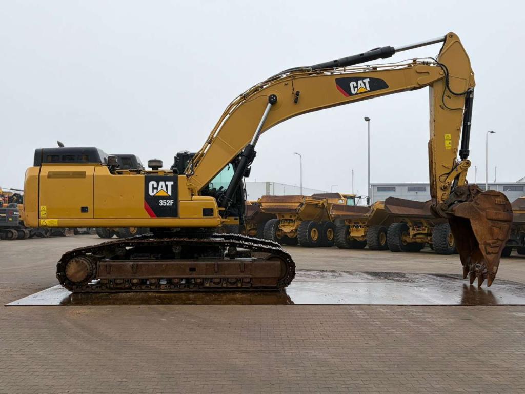 Caterpillar 352F Photo 6