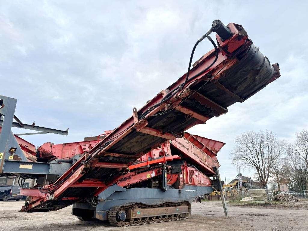 Terex Finlay 883 - Deutz Engine / 2 Side Conveyor Photo 14