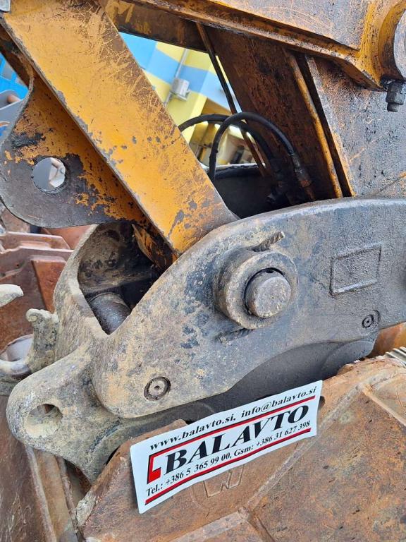 UNI80 for 20-25 ton excavators Hydraulic quick coupler Photo 3