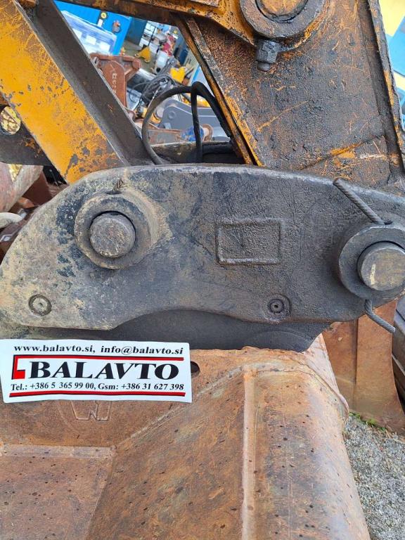 UNI80 for 20-25 ton excavators Hydraulic quick coupler Photo 4