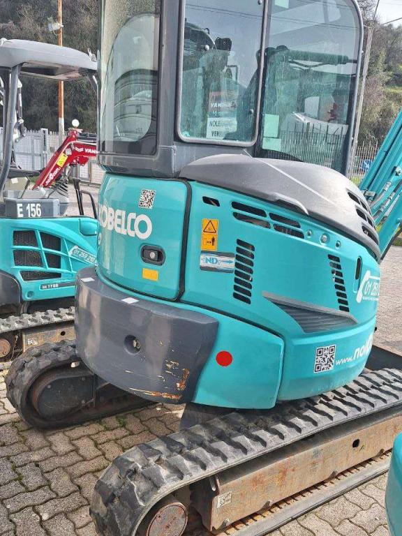 Kobelco SK30SR-6 Photo 7