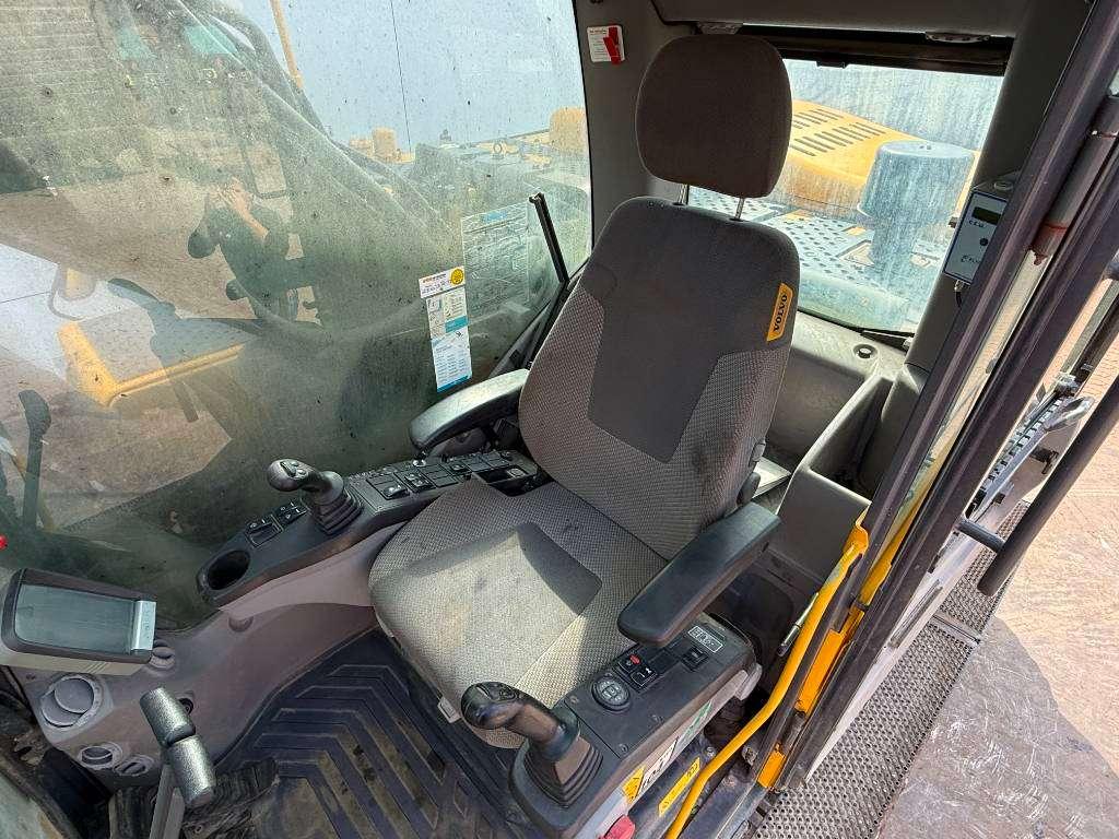 Volvo EC290EL - Quick Coupler / Hammer Lines / Auto Lube Photo 8