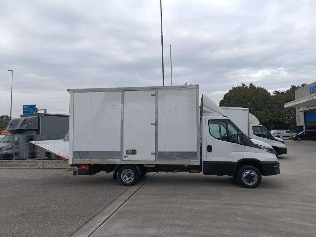 Iveco Daily Photo 2
