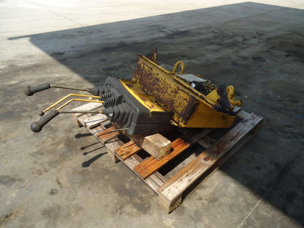 Hydraulic distributor for Venieri 12.23 Photo 2