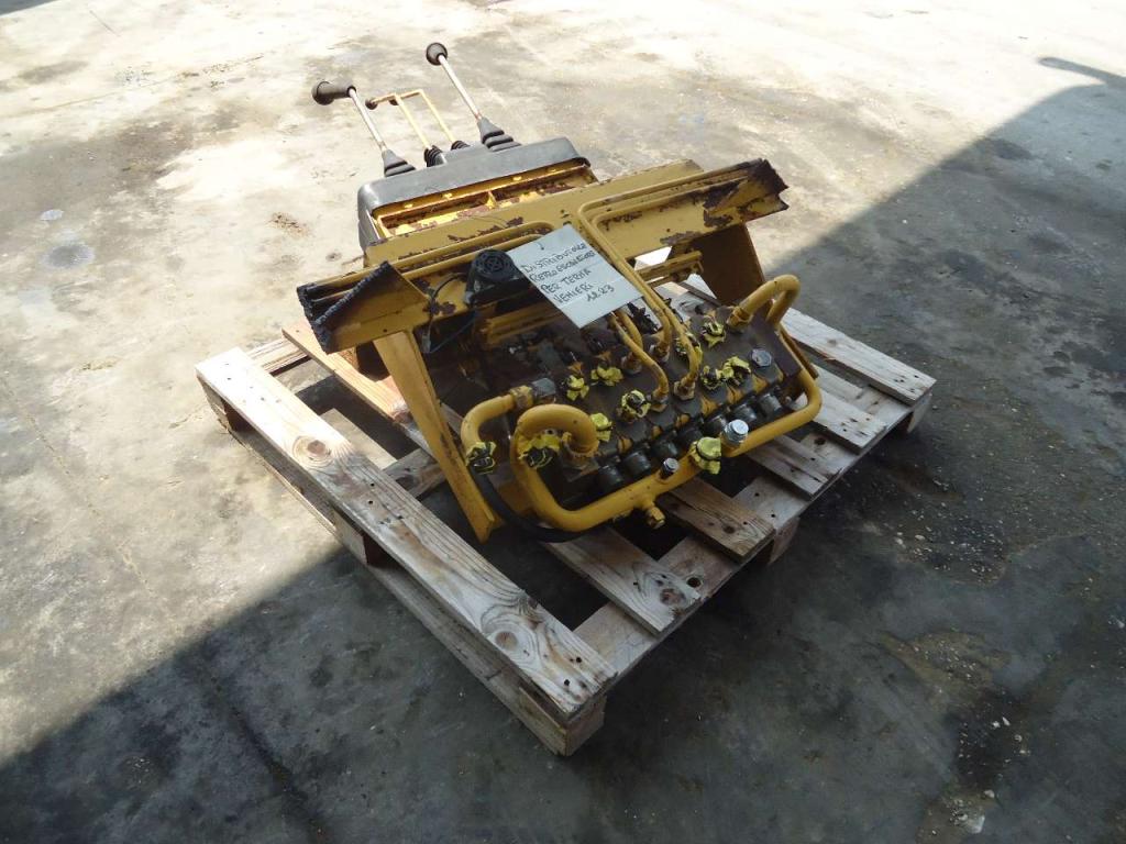Hydraulic distributor for Venieri 12.23 Photo 4