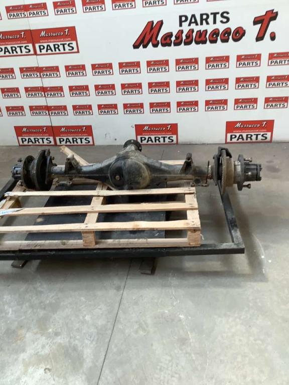 Rear axle for Nissan CABSTAR Photo 1