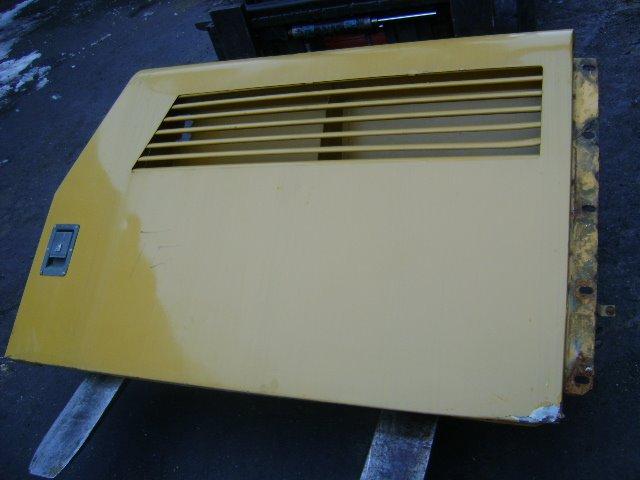 Hood and body panel for Liebherr Photo 1