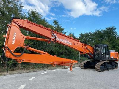 Hitachi ZX350LCN-3 HSD sold by Massucco T. Srl