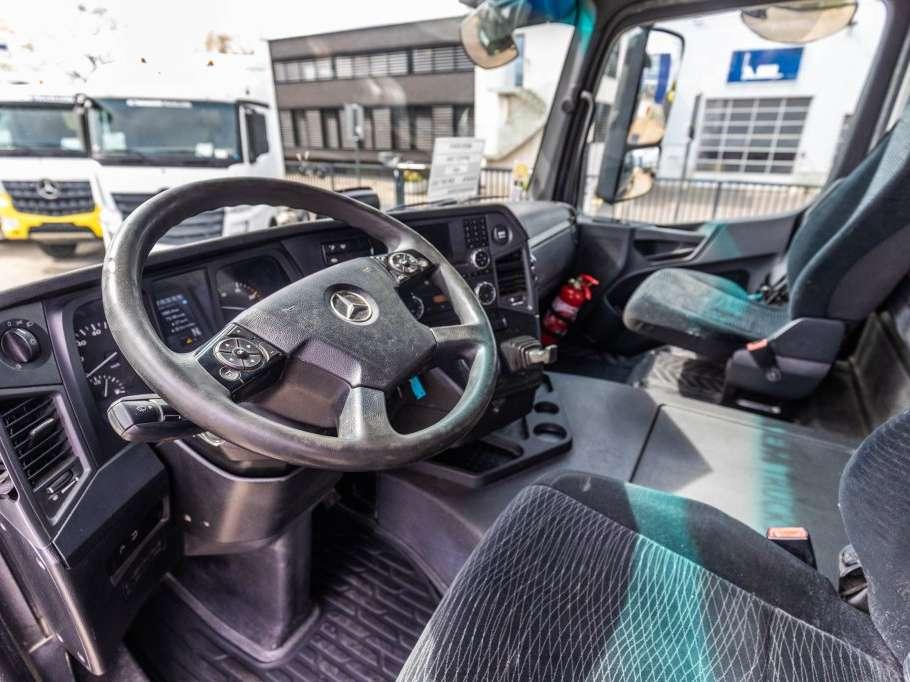 Mercedes-Benz AROCS ( No Actros) 1846 LS Photo 10