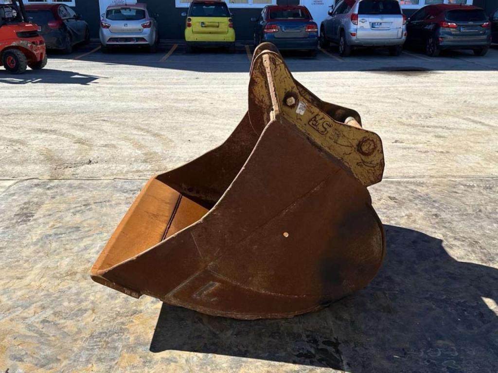 S80 Loader bucket Photo 5