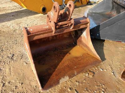 800MM PERNO 40MM Digging bucket sold by SVM Solutions