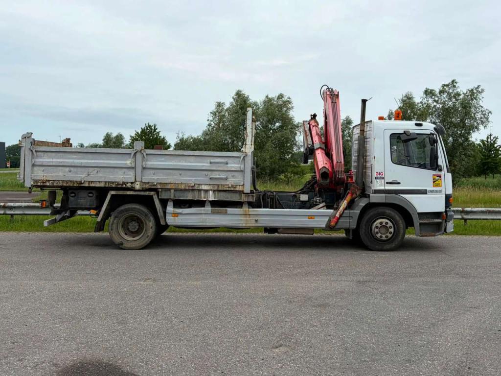 Mercedes-Benz 1523 Photo 6
