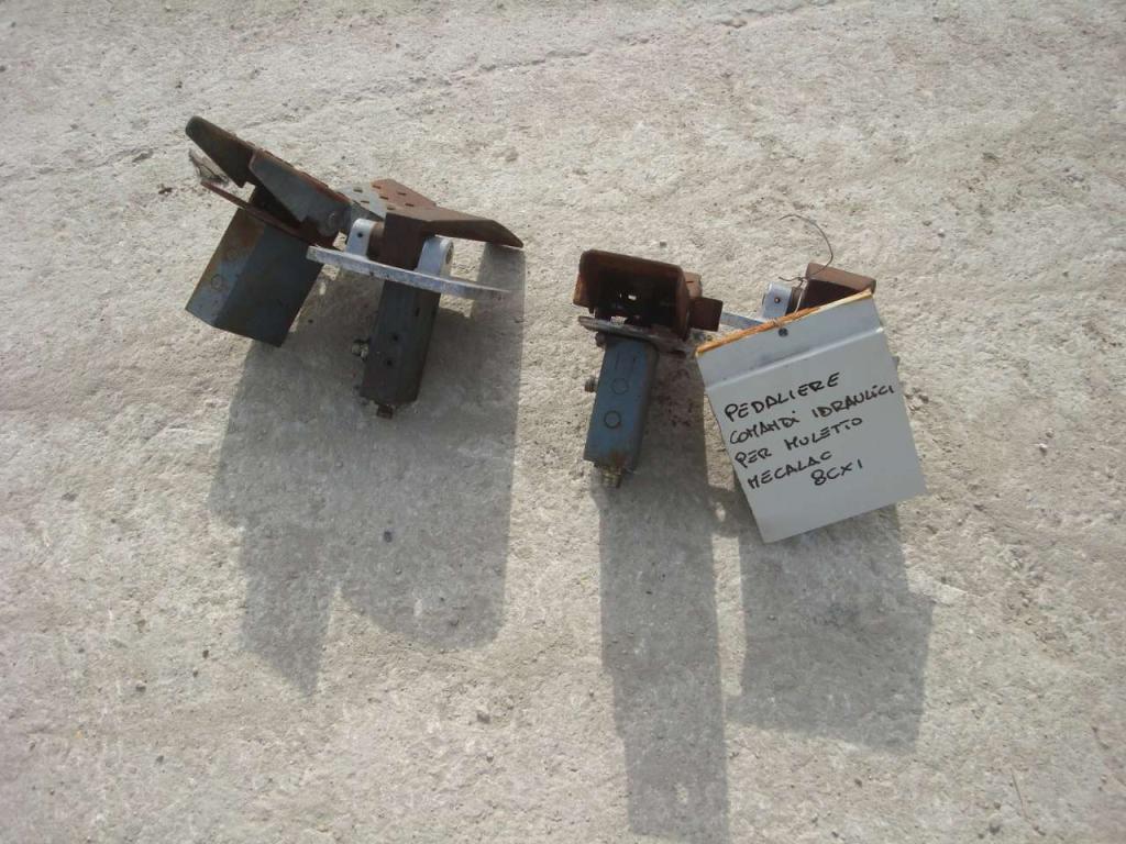Pedal assembly for per Muletto Mecalac 8CXI Photo 4