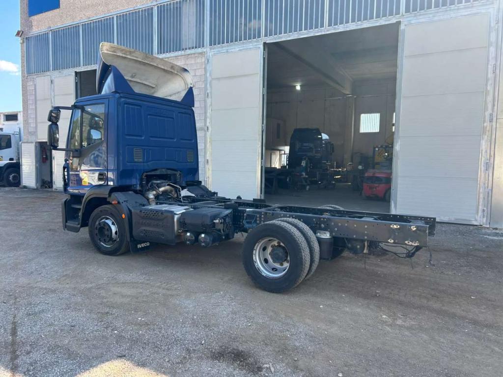 Iveco EUROCARGO CUBE 120-220 Photo 11