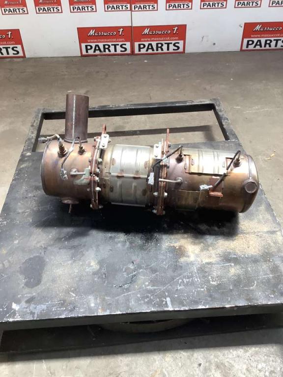 Muffler for Hitachi ZX135 US-7 Photo 3
