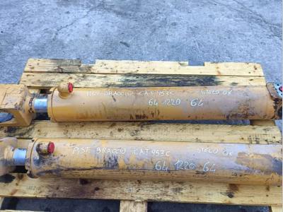 Lifting piston for Caterpillar 953 C sold by PRV Ricambi Srl