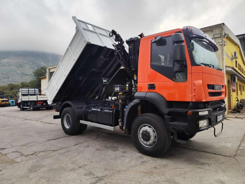 Iveco TRAKKER 190T36 Photo 12