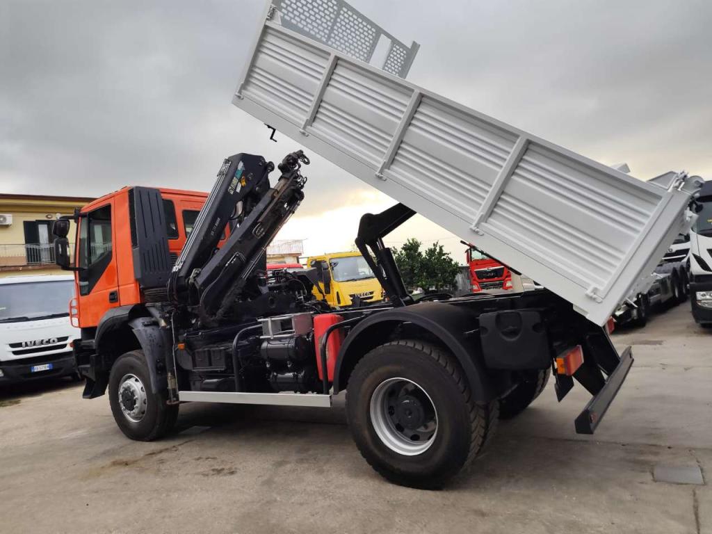 Iveco TRAKKER 190T36 Photo 4