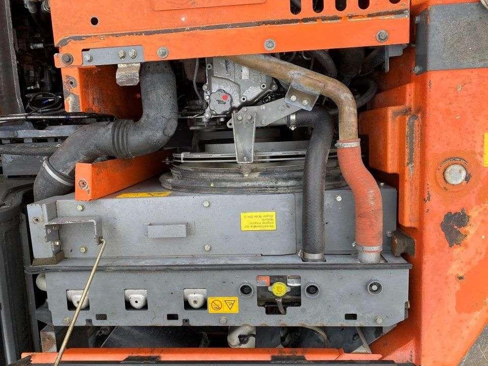Hitachi ZX225 USBLC Photo 10