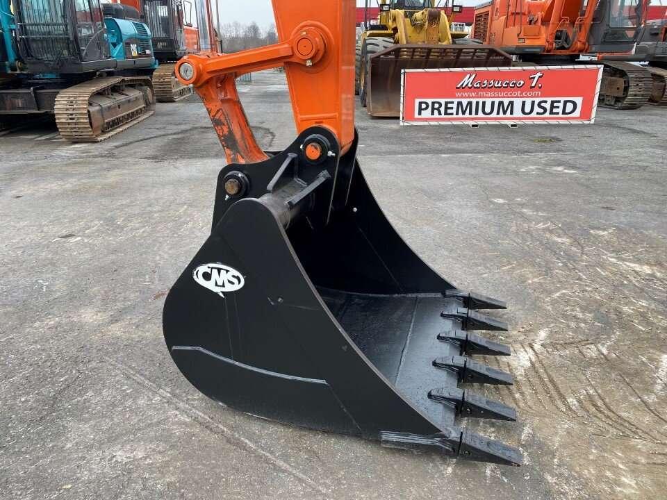 Hitachi ZX225 USBLC Photo 4