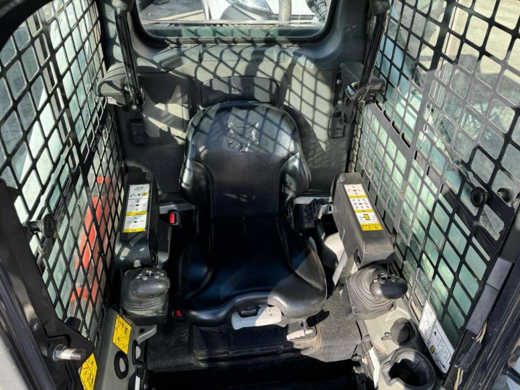 Bobcat T650SJC Photo 8