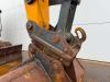 Hyundai HX235 LCR - Extra Bucket / Automatic Greasing Photo 20 thumbnail