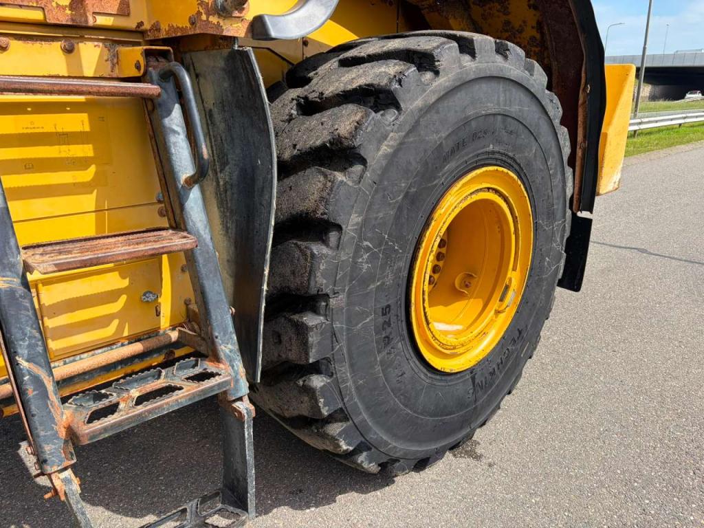 Caterpillar 972K Photo 11