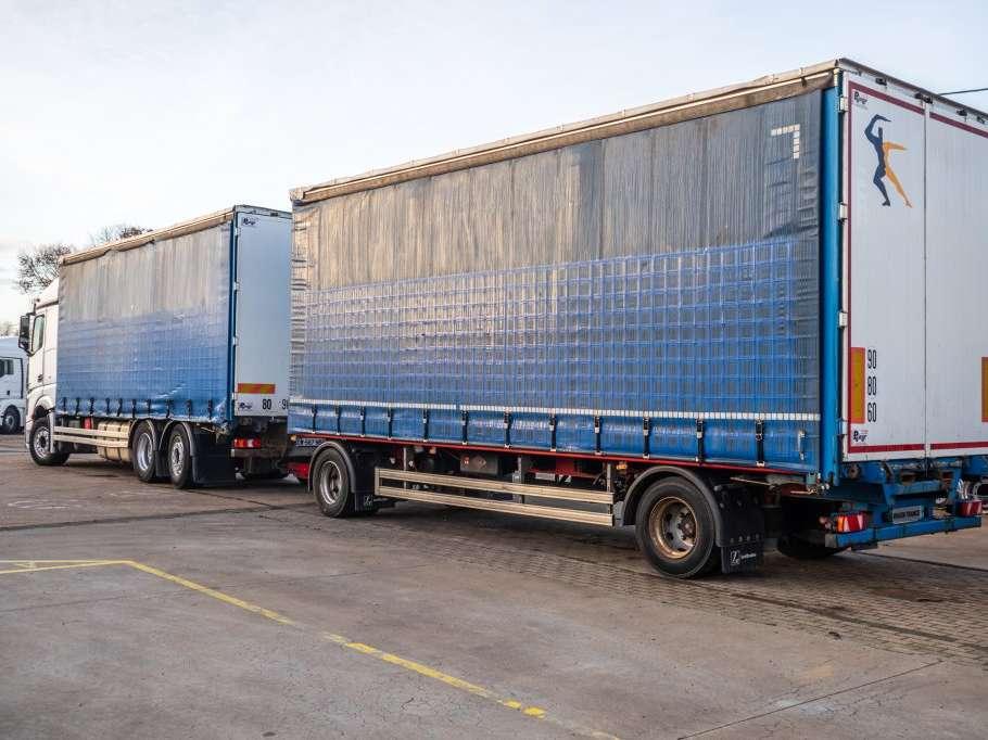 Mercedes-Benz ACTROS 2548-6x2+VOITH Photo 4