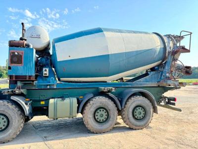 Mulder Mixer DESU100Z - 10m³ sold by Boss Machinery
